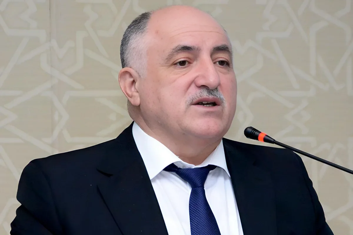 Yaxın adamları həbs edilən "Şapka Mamed" kimdir?